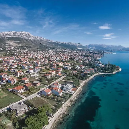 2 Bedroom Awesome In Kastel Kambelovac Kaštela